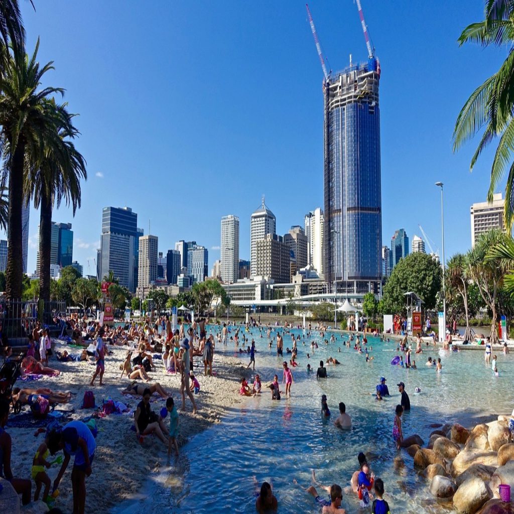 Top 10 beach hotel in australia